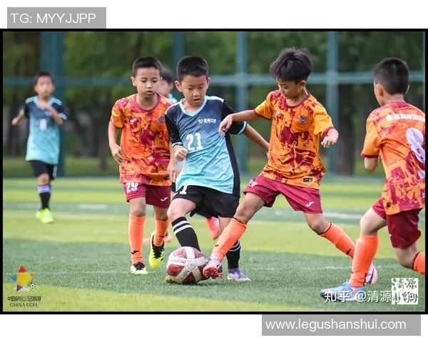 高清足球明星队服儿童图片展示让孩子们感受足球魅力与激情 高清足球明星队服儿童图片展示让孩子们感受足球魅力与激情