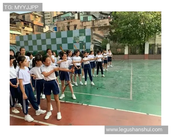 水管工与足球明星的奇妙课堂：技术与艺术的碰撞与启示