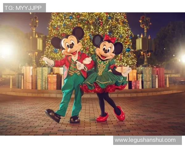 足球明星与迪士尼人物的奇妙结合精彩图片展示