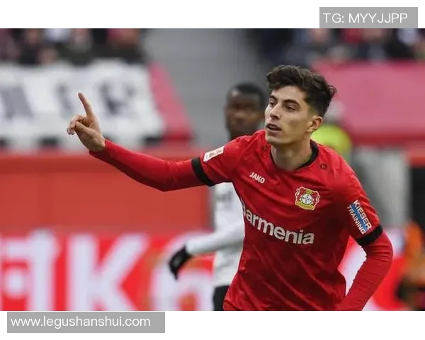 足球明星弗茨的生平成就与精彩瞬间全景介绍