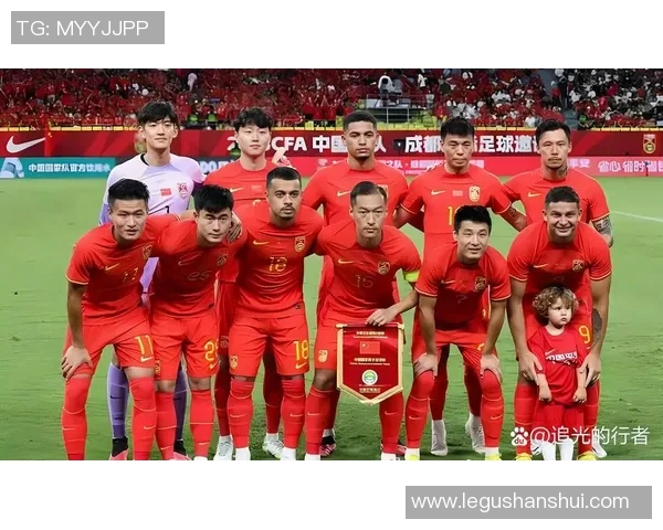 中国足球明星榜单揭晓全球前十球员风采与成就分析 中国足球明星榜单揭晓全球前十球员风采与成就分析