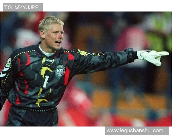 丹麦足球传奇人物是谁他在足球历史上有何辉煌成就